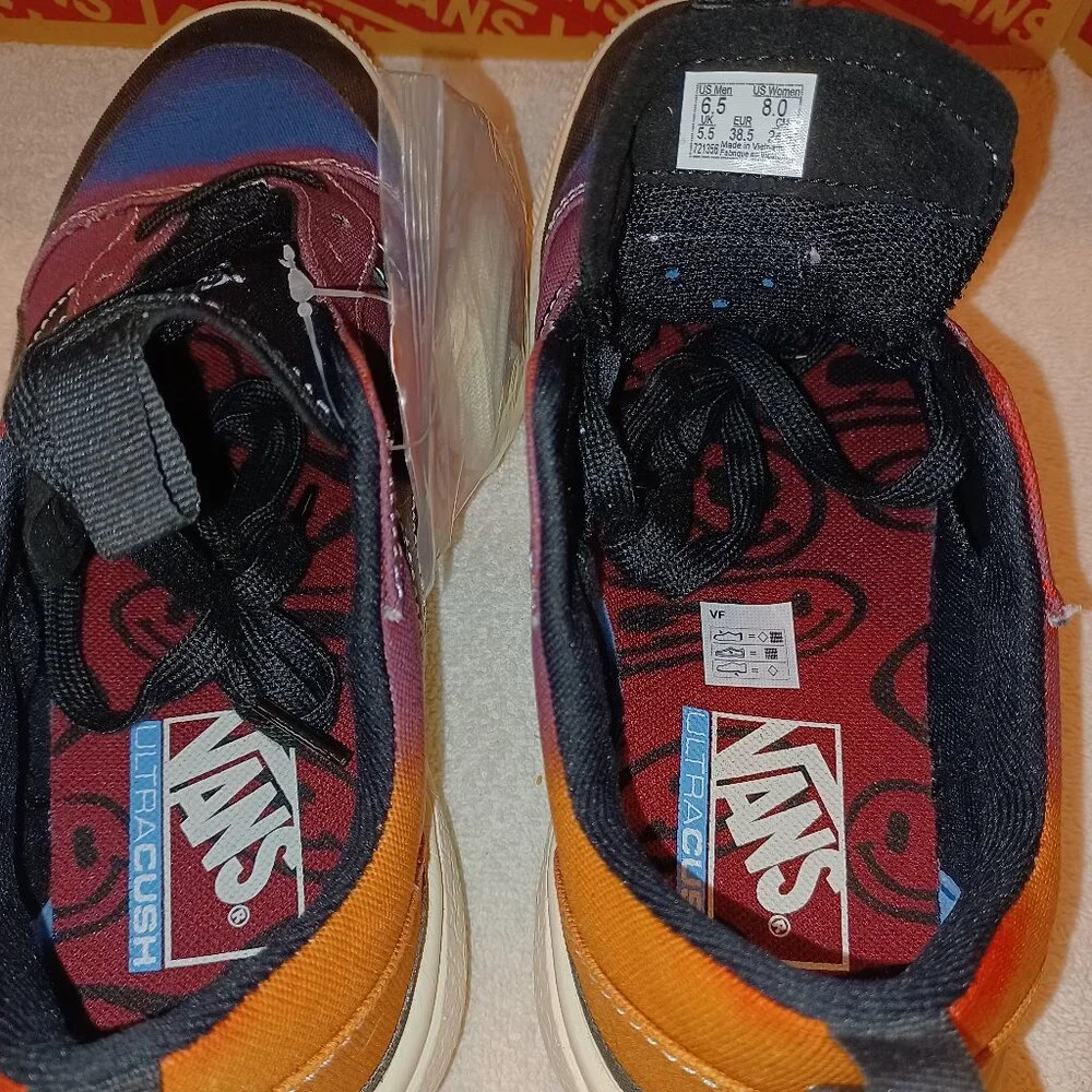 VANS Mens 6.5/Womens 8 UltraRange Exo Se Have a Trip Multi/White VN0A4UWM9H0